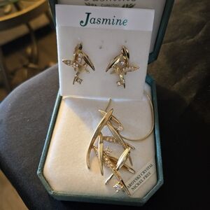 Jasmine Gold and Pink Crystal Earrings